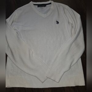 U.S. Polo Assn. Men's L V-Neck Sweater in Cream.